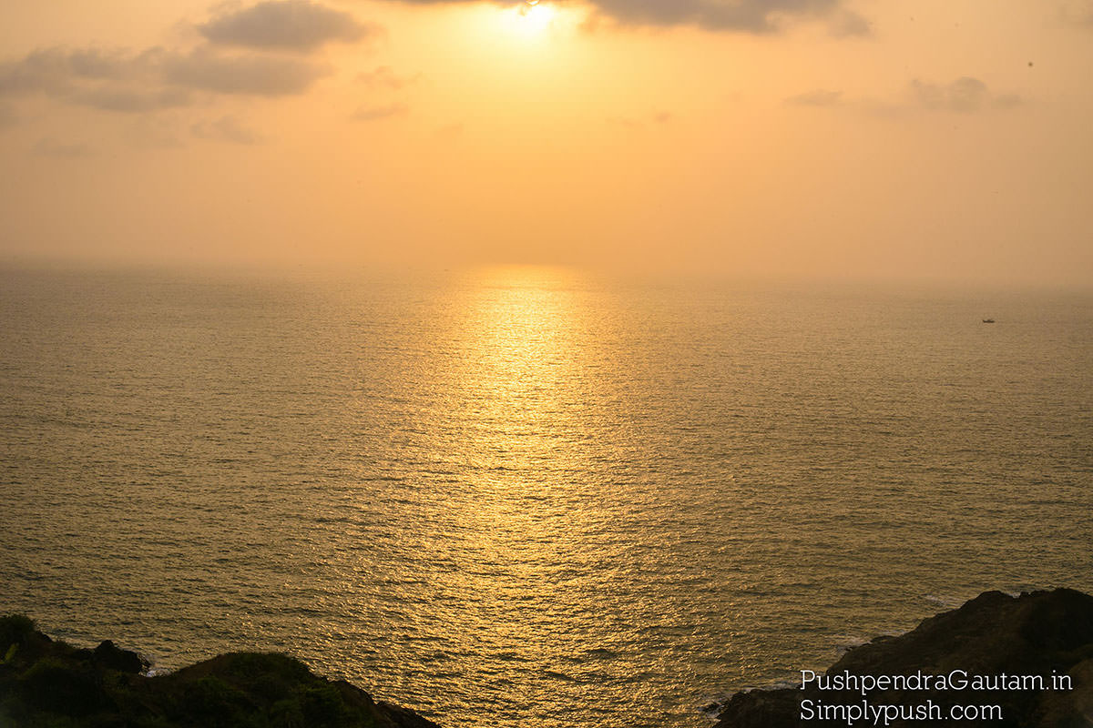 gokarna-beachside-pics-india